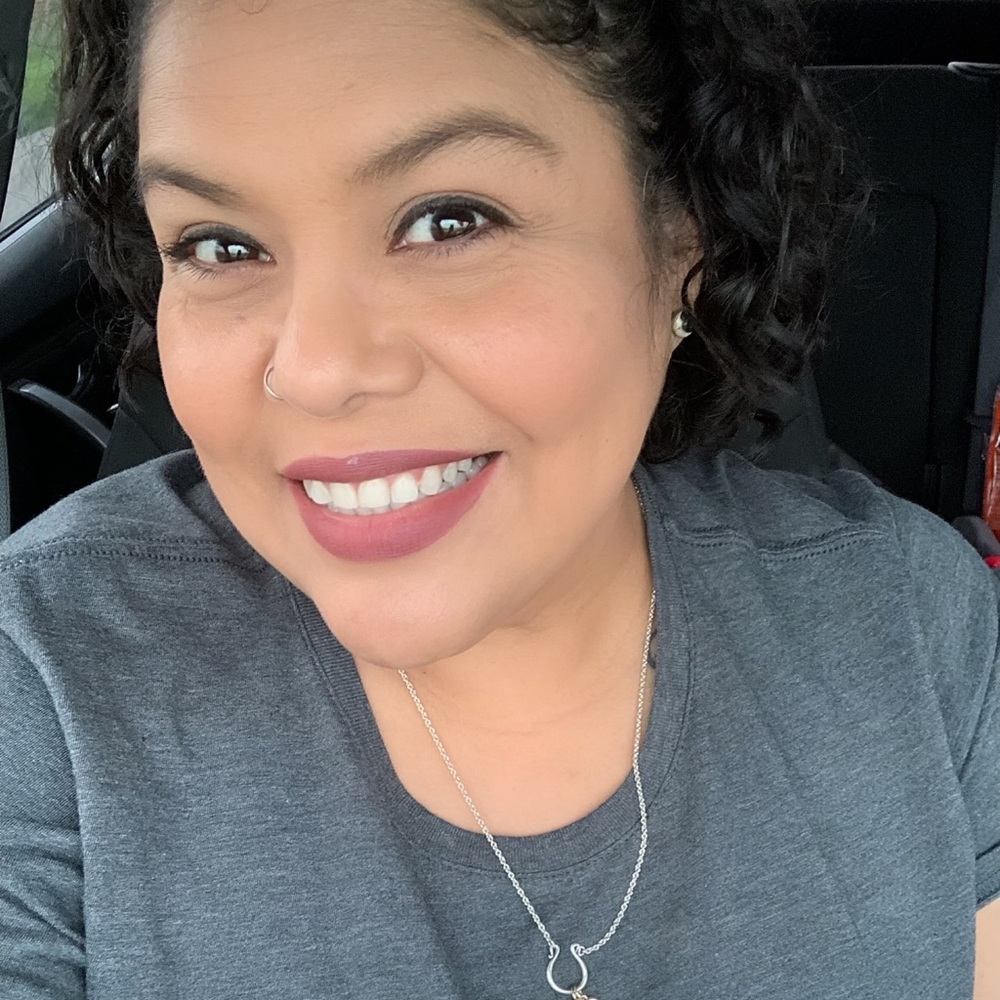 Meet your Posher, Maria